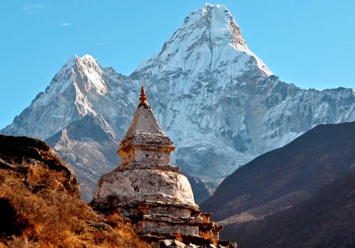 What Peaks Can You See During Everest Base Camp Trek?