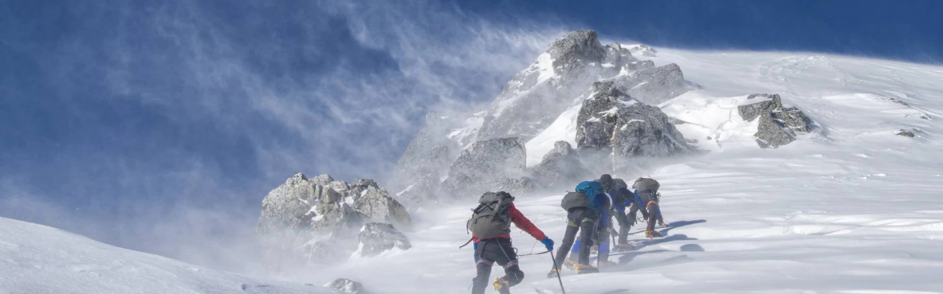 What Peaks Can Beginners Climb in the Everest Region?