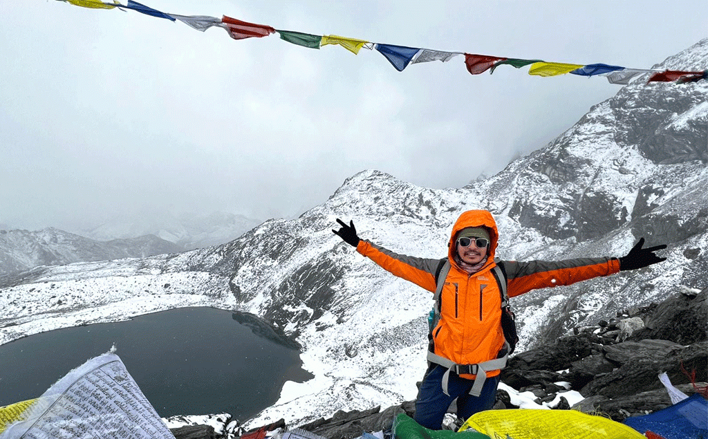 photograph at gokyo