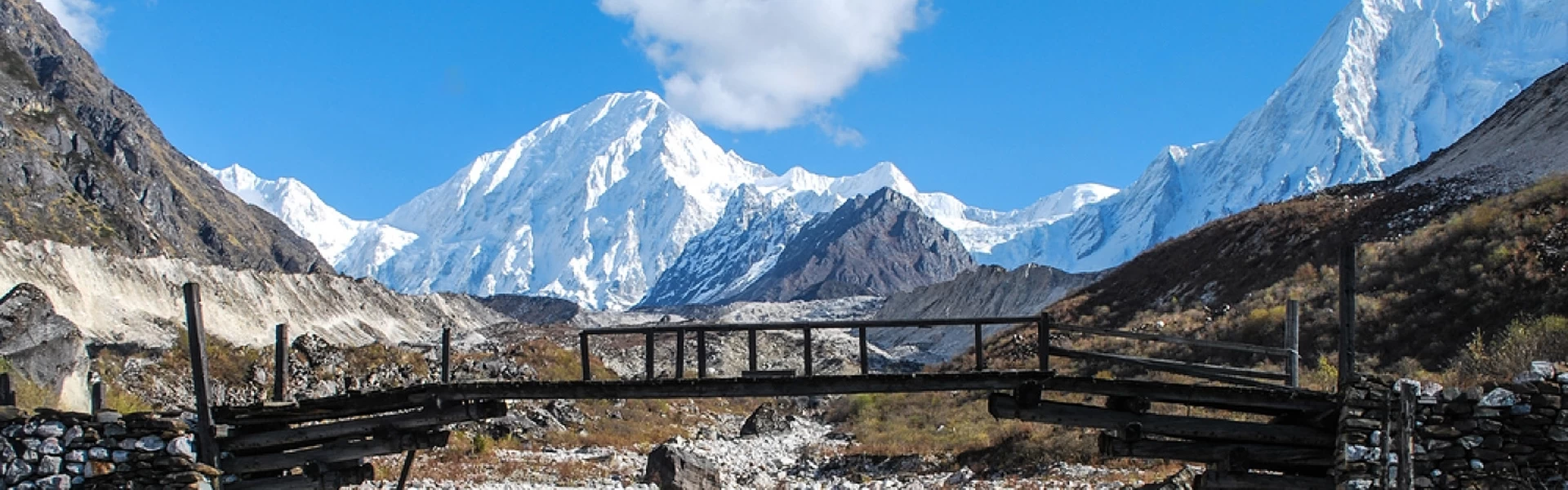 manaslu circuit trek