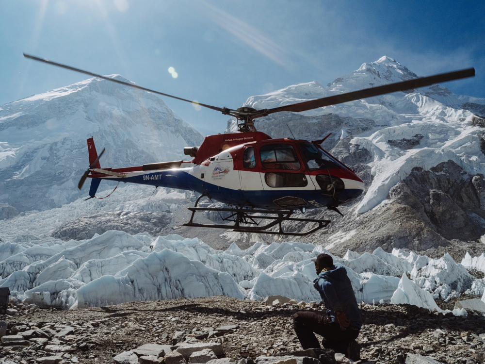 helicopter landing at everest base camp