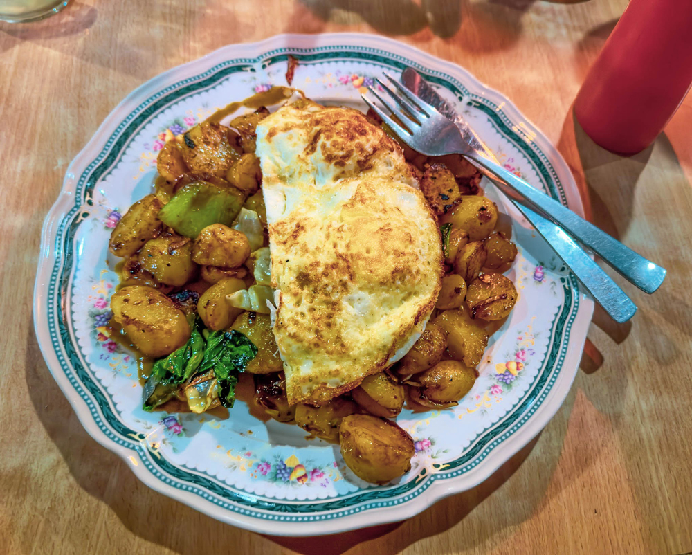 food in dingboche