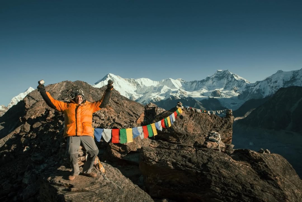 acclimatisation hike in a nepal trek