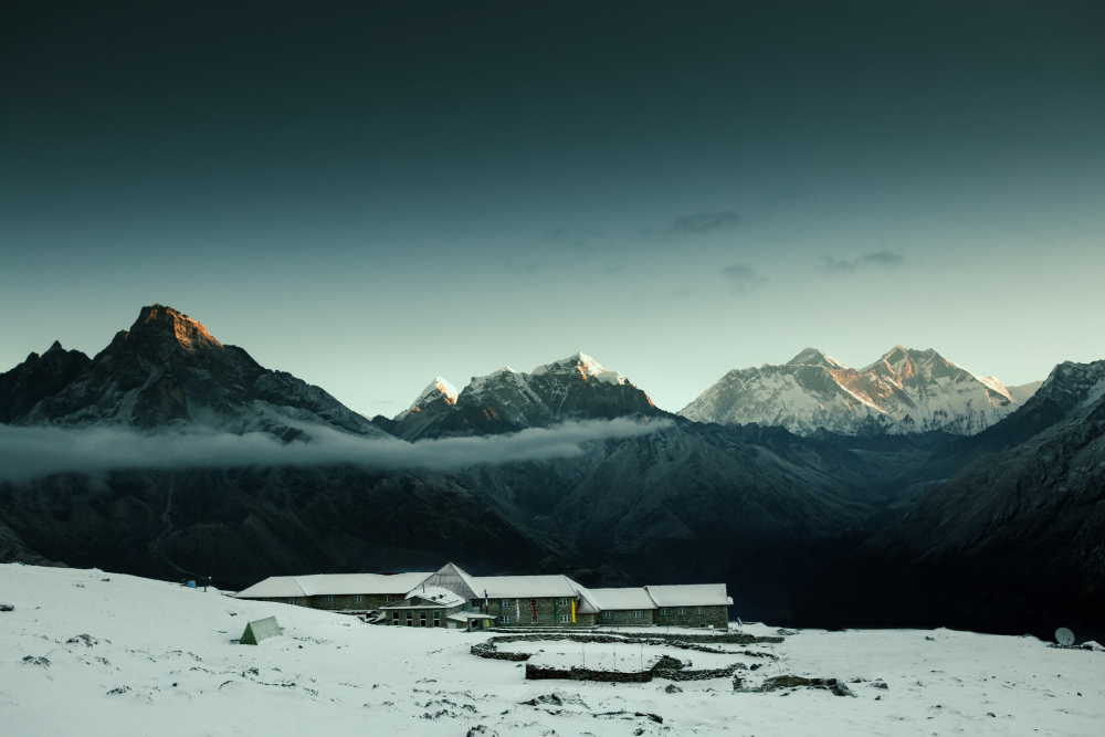 kongde lodge to view mount everest
