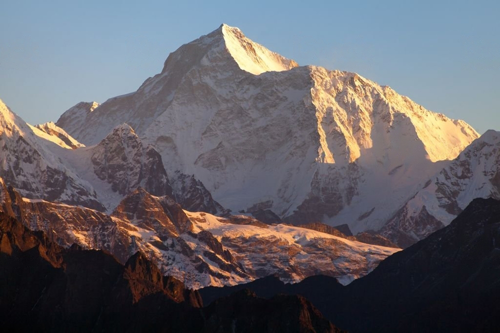 mount Makalu