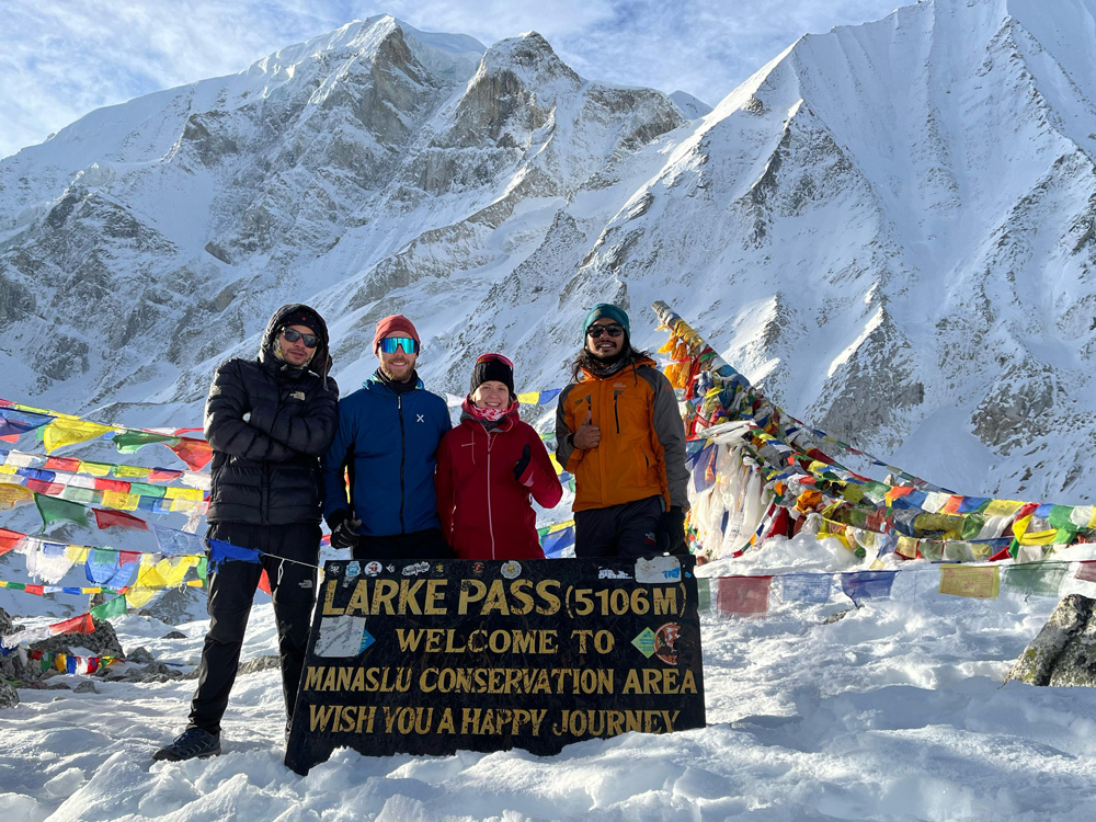 larke pass