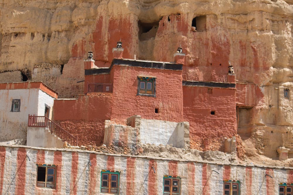monastery in upper mustang