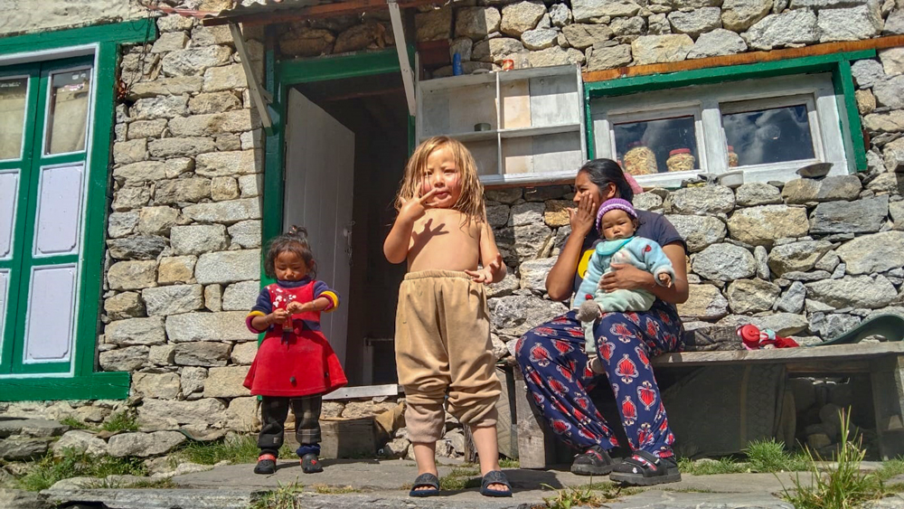 children of khumbu
