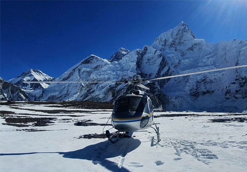 heli at kalapatthar