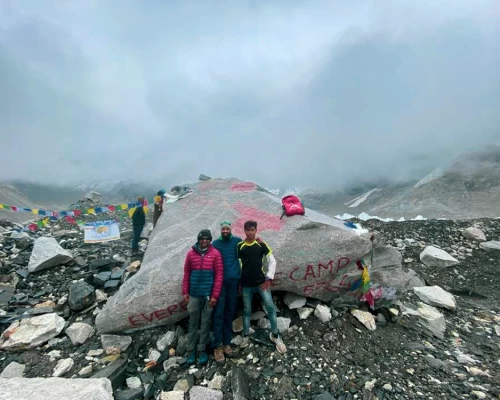  Everest Base Camp