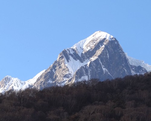 First Looks Of Pisang Peak 