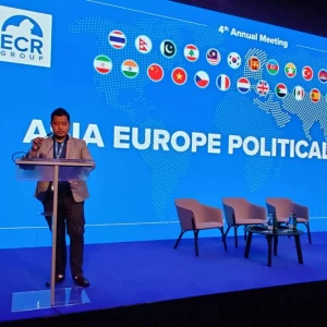 1664120263 giving speach in dialect 